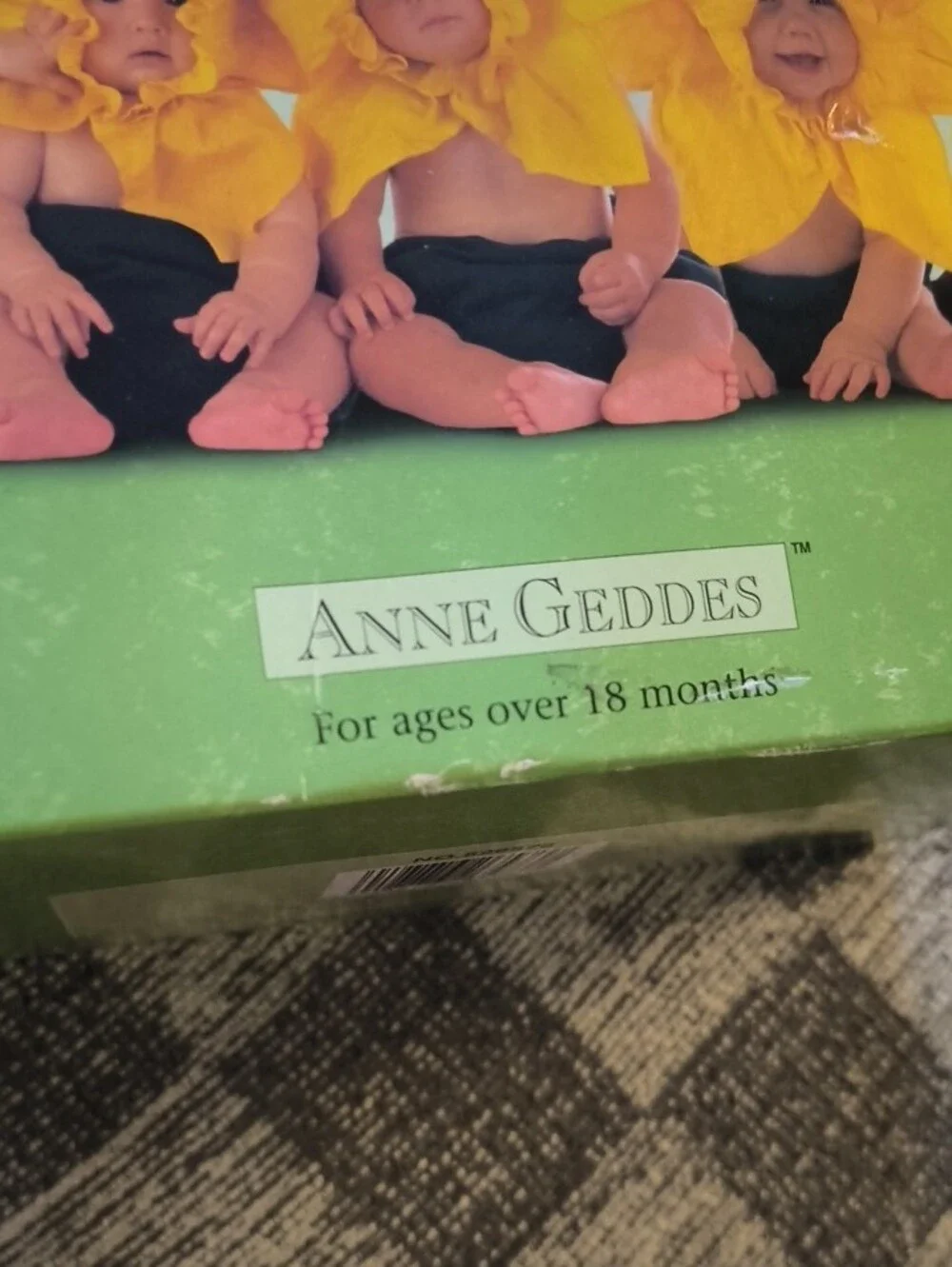 Anne Geddes Baby Daffodils Doll - Yellow / Dark Skinned